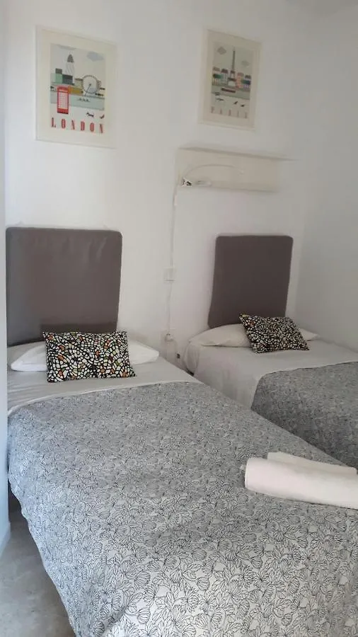 Apartamento Turistico カルボネラス 0*,  スペイン